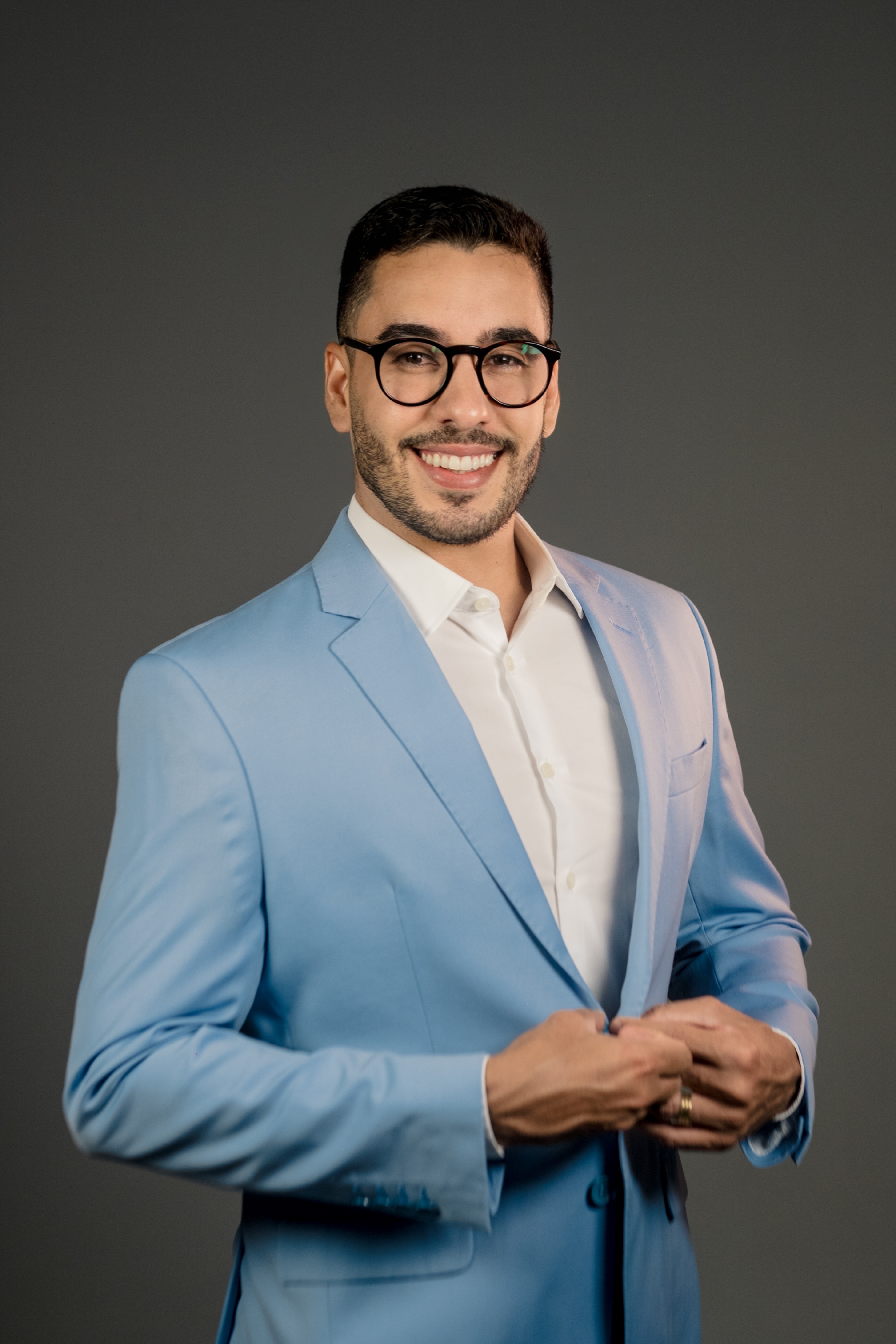 Kaian Estevão, nutricionista online especialista em emagrecimento feminino